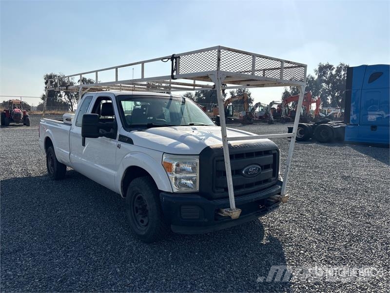 Ford F-250 4x2 Extended Cab Pickup Citi