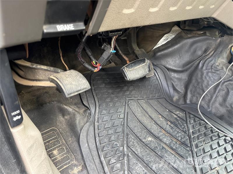 Ford F-250 4x2 Extended Cab Utility Truck شاحنات خفيفة/مفصلية الجوانب