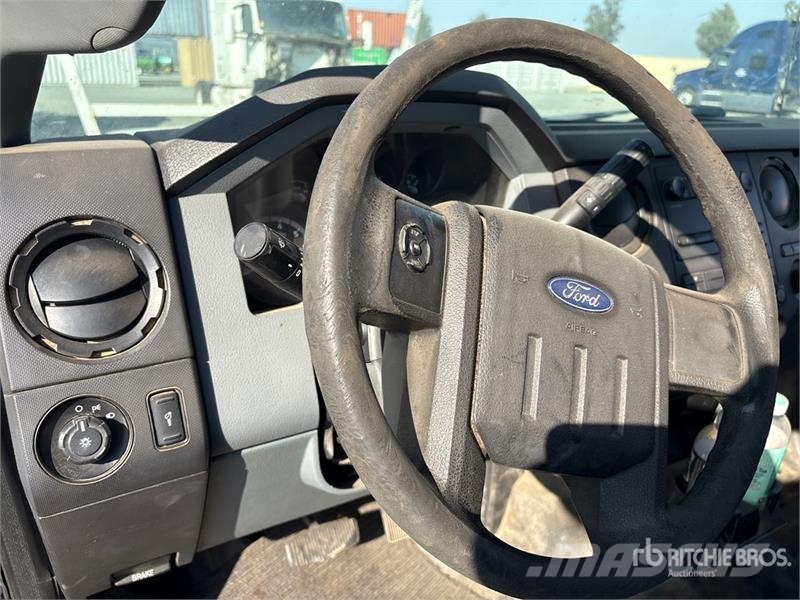 Ford F-250 4x2 Extended Cab Pickup Citi