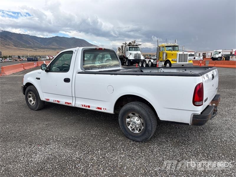 Ford F-250 4x2 Pickup 其他