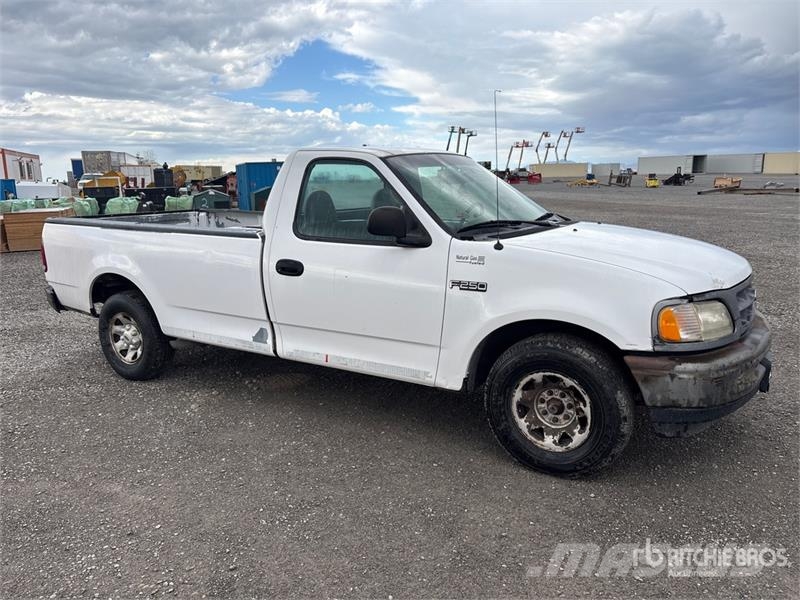 Ford F-250 4x2 Pickup 其他