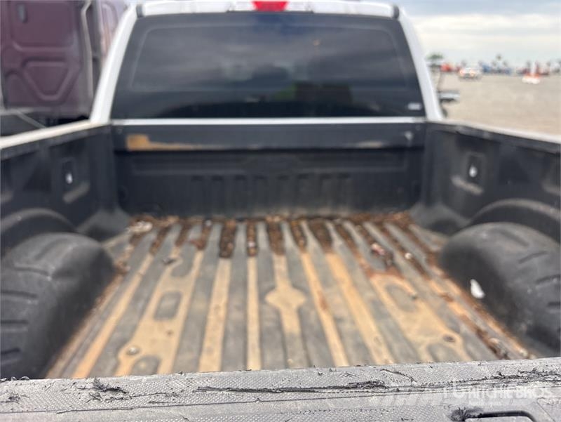 Ford F-250 4x4 Crew Cab Pickup Άλλα Vans