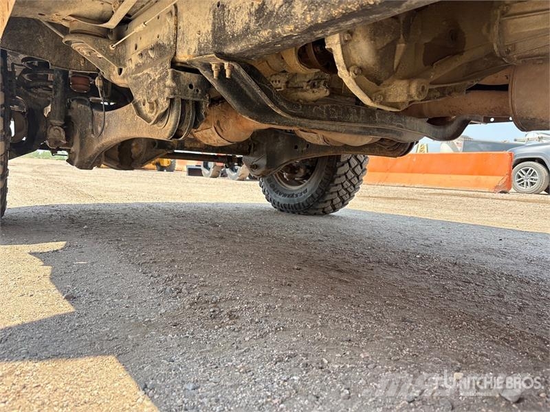 Ford F-250 4x4 Crew Cab Pickup Andere Transporter