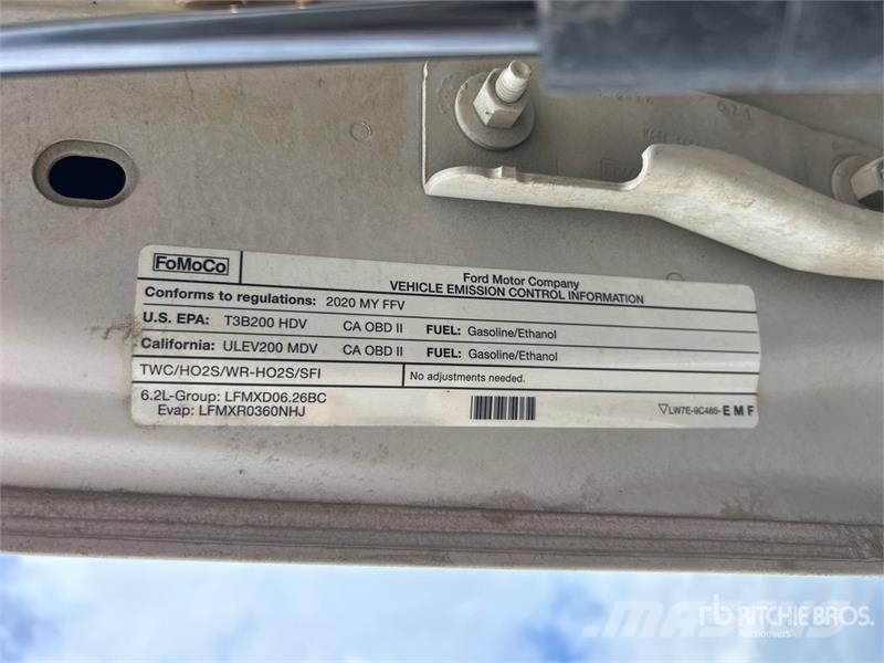 Ford F-250 4x4 Crew Cab Pickup Άλλα Vans
