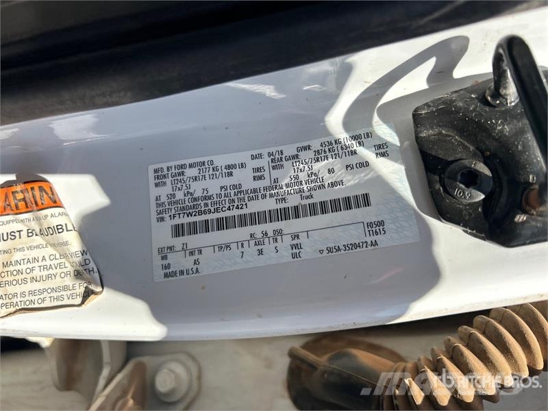 Ford F-250 4x4 Crew Cab Pickup Other