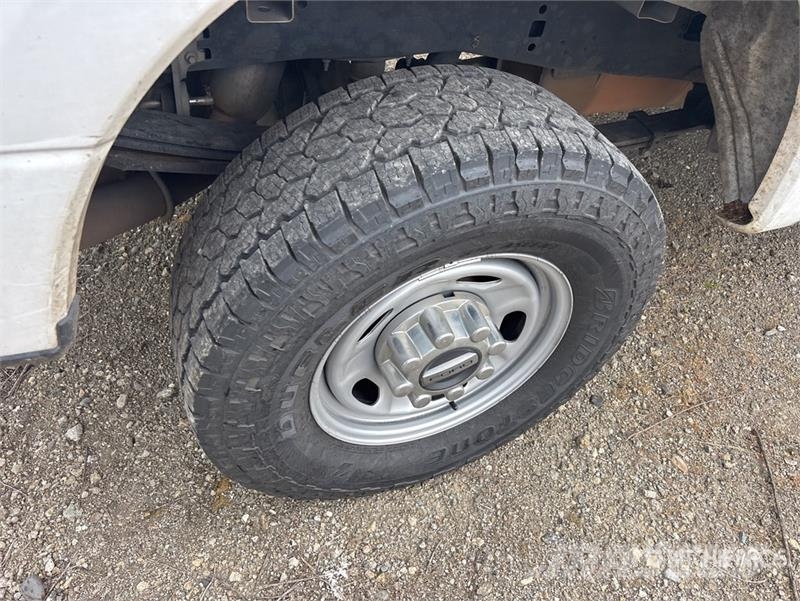 Ford F-250 4x4 Crew Cab Pickup Άλλα Vans