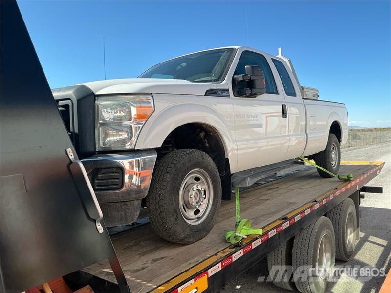 Ford F-250 4x4 Extended Cab Pickup Прочие фургоны