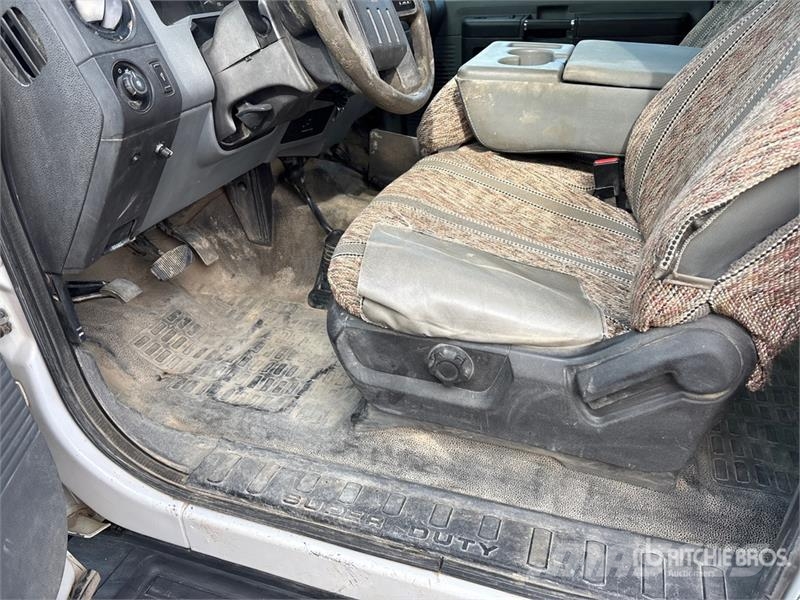 Ford F-250 4x4 Extended Cab Pickup Andre