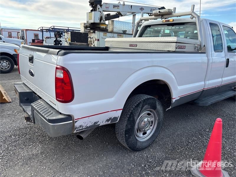 Ford F-250 4x4 Extended Cab Pickup Andre