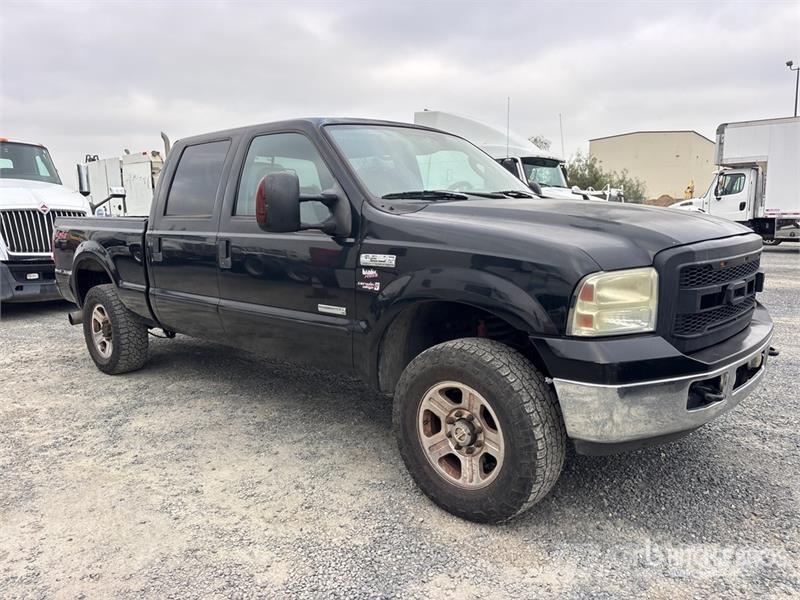 Ford F-250 Lariat 4x4 Crew Cab Pickup Citi