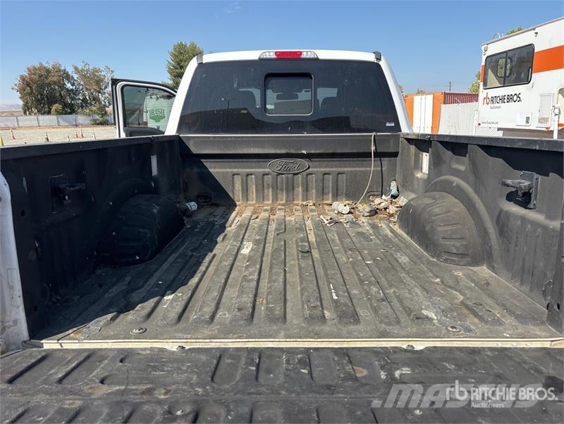 Ford F-250 Lariat 4x4 Crew Cab 4x4 Crew Cab Pickup Citi