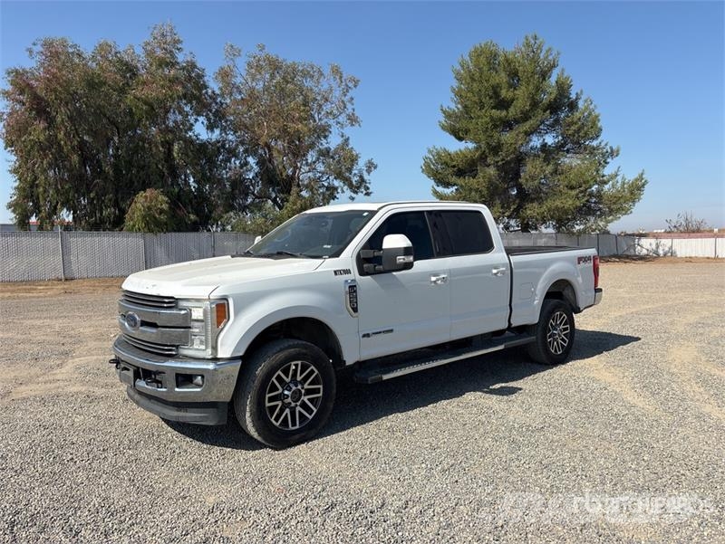 Ford F-250 Lariat 4x4 Crew Cab 4x4 Crew Cab Pickup Citi