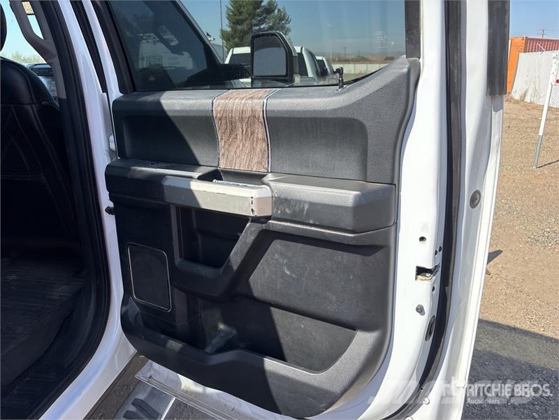 Ford F-250 Lariat 4x4 Crew Cab 4x4 Crew Cab Pickup Citi