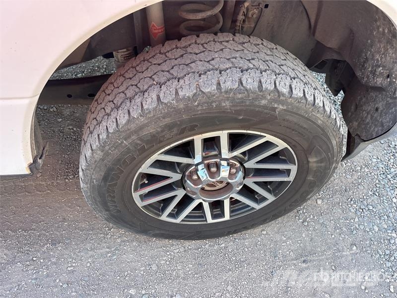 Ford F-250 Lariat 4x4 Crew Cab 4x4 Crew Cab Pickup Citi