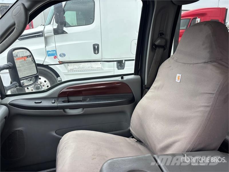 Ford F-250 Lariat 4x4 Crew Cab Pickup Citi