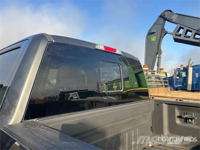 Ford F-250 Lariat 4x4 Crew Cab Pickup Citi