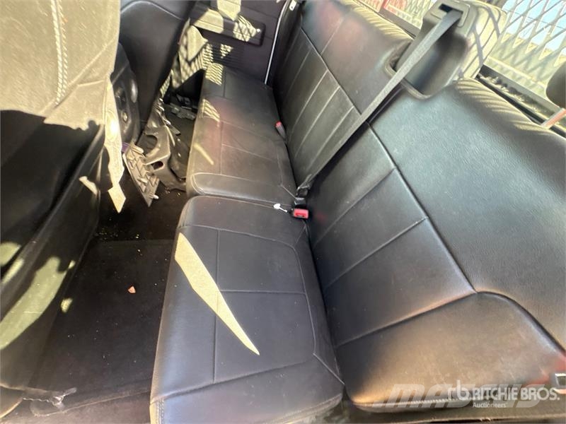 Ford F-250 Lariat 4x4 Extended Cab Pickup أخرى