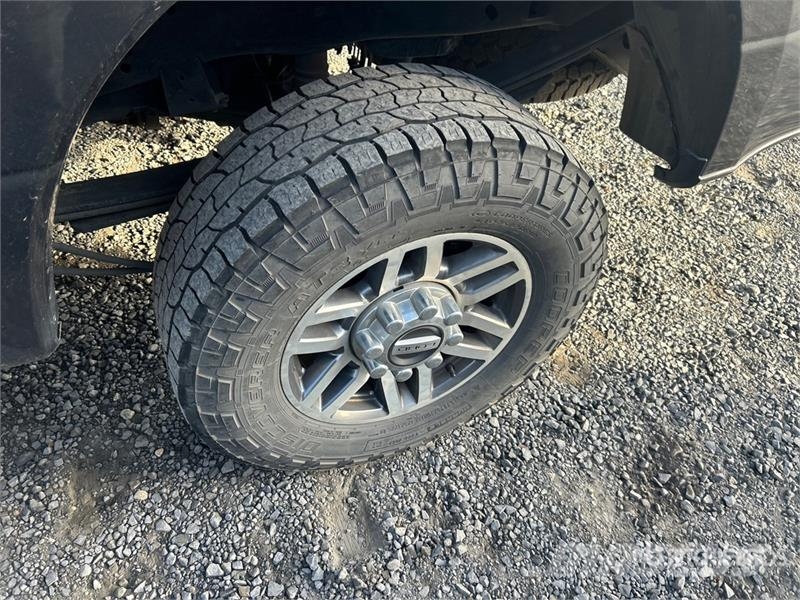 Ford F-250 Lariat 4x4 Crew Cab Pickup Citi