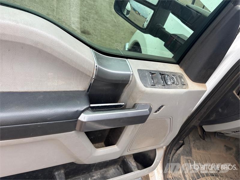 Ford F-250 Pickup Other