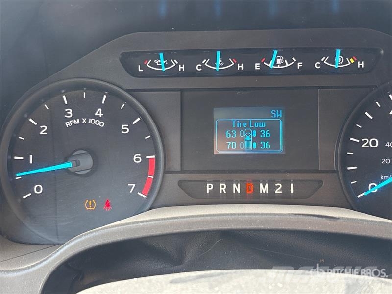 Ford F-250 STX 4x4 Crew Cab Pickup Autre fourgon / utilitaire