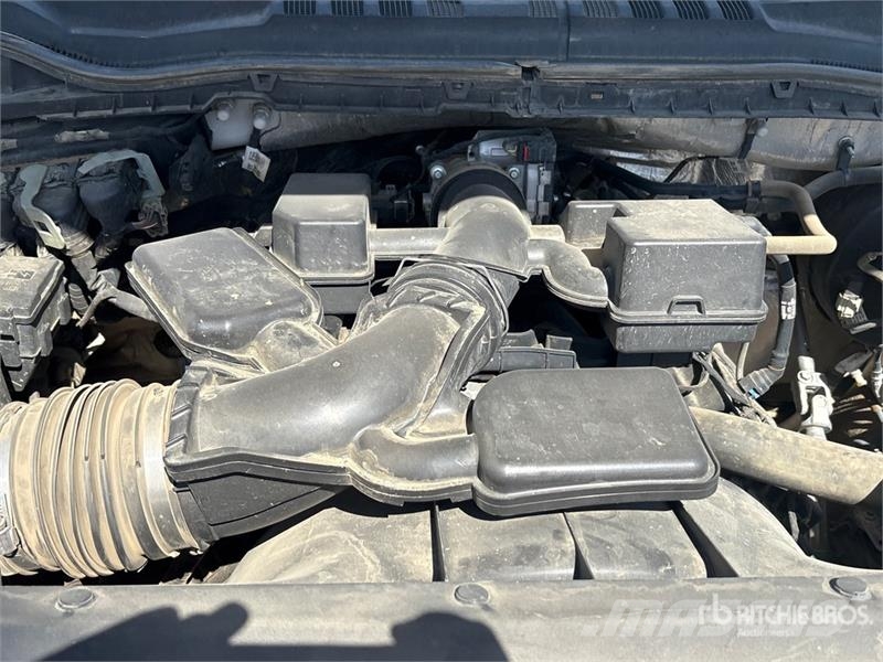 Ford F-250 STX 4x4 Crew Cab Pickup Autre fourgon / utilitaire