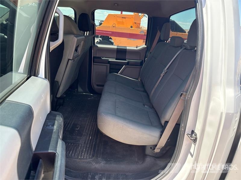 Ford F-250 XL 4x2 Crew Cab Pickup Άλλα Vans