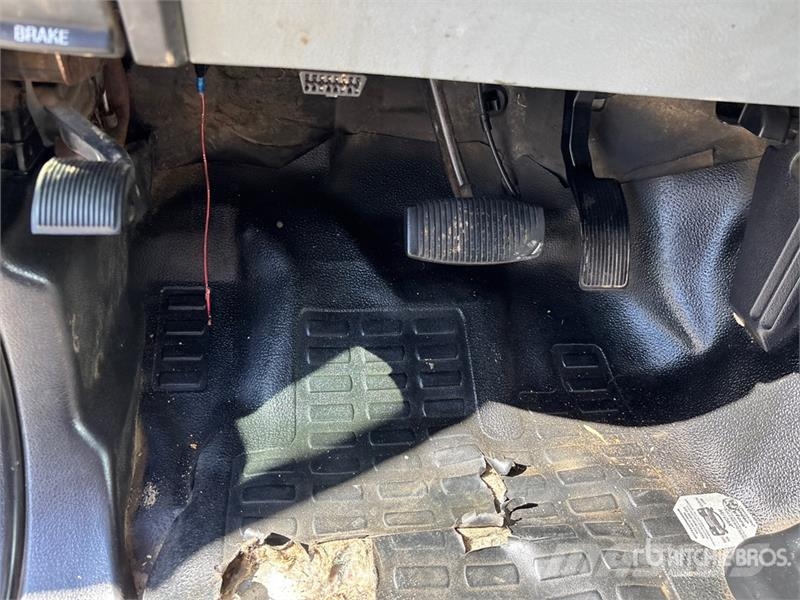 Ford F-250 XL 4x2 Crew Cab Pickup Otras furgonetas