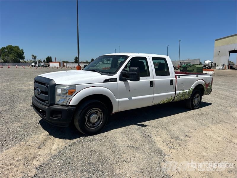Ford F-250 XL 4x2 Crew Cab Pickup Anders