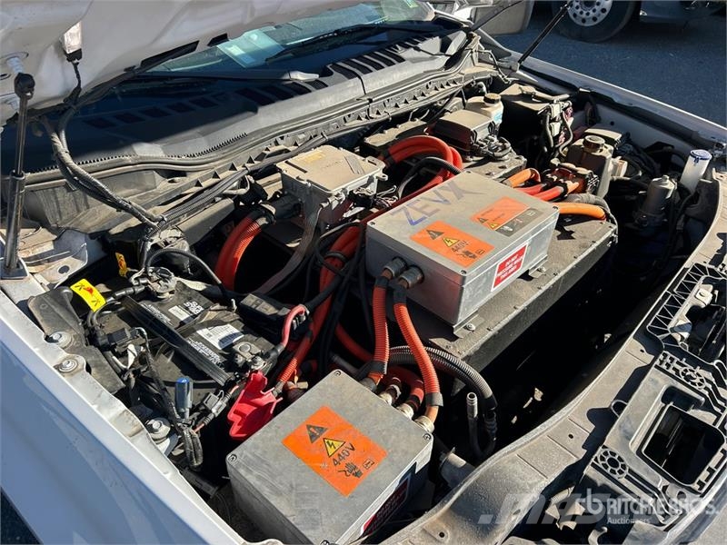 Ford F-250 XL 4x2 Crew Cab Electric Pickup Άλλα Vans