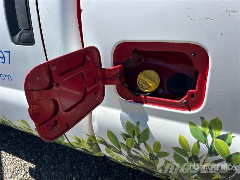 Ford F-250 XL 4x2 Crew Cab Pickup Άλλα Vans