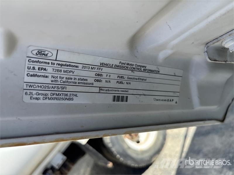Ford F-250 XL 4x2 Crew Cab Pickup Otras furgonetas