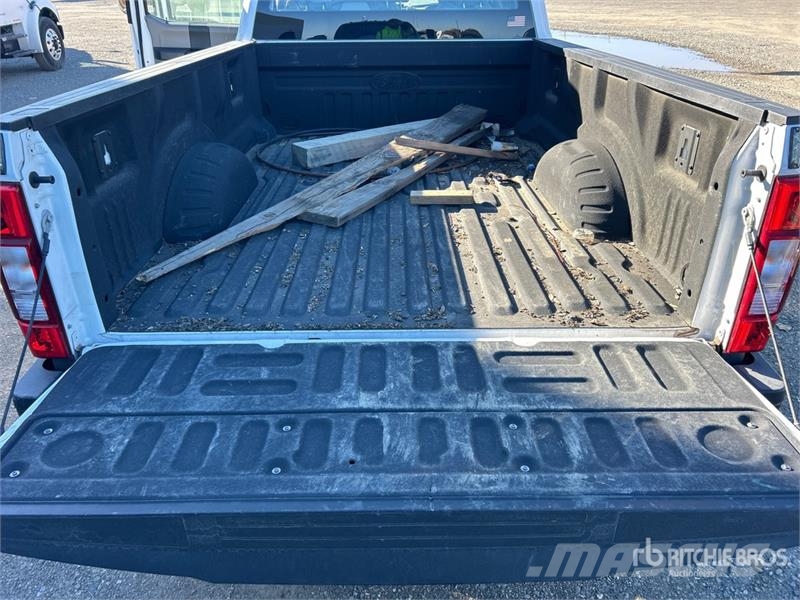 Ford F-250 XL 4x2 Crew Cab Electric Pickup Άλλα Vans