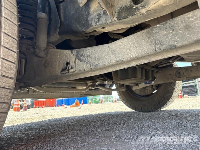 Ford F-250 XL 4x2 Crew Cab Pickup Anders
