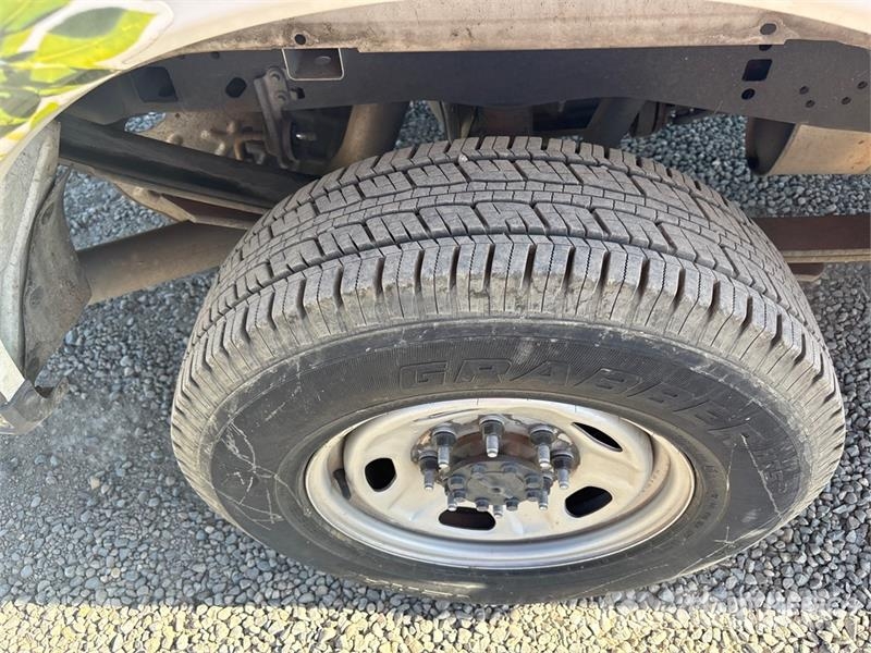 Ford F-250 XL 4x2 Crew Cab Pickup Andere Transporter