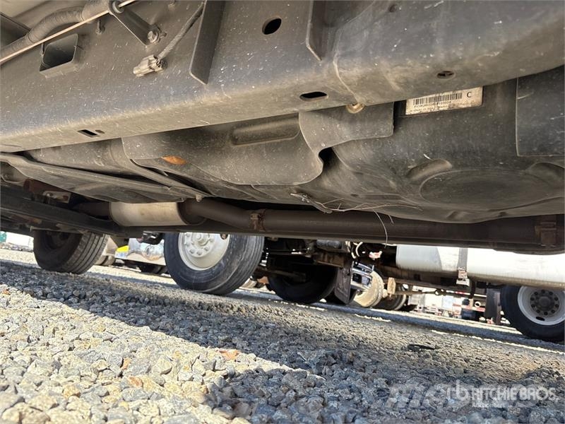 Ford F-250 XL 4x2 Crew Cab Pickup 其他
