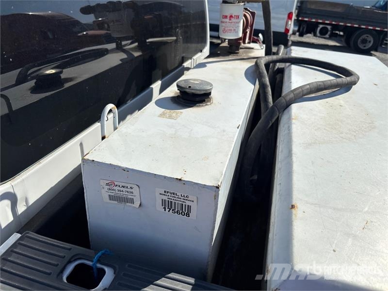 Ford F-250 XL 4x2 Crew Cab Pickup Otras furgonetas