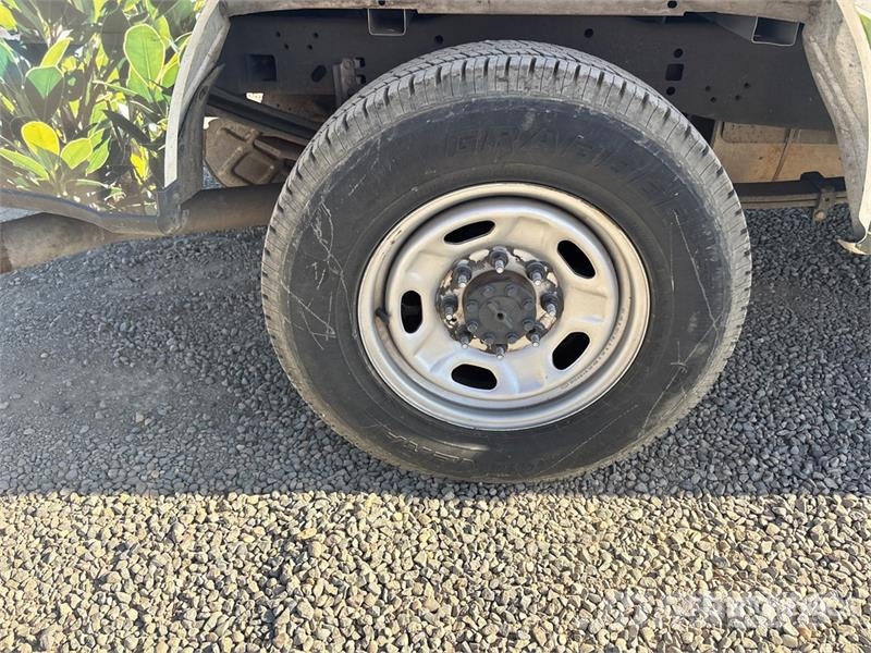 Ford F-250 XL 4x2 Crew Cab Pickup Andere Transporter