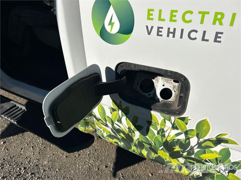Ford F-250 XL 4x2 Crew Cab Electric Pickup Άλλα Vans