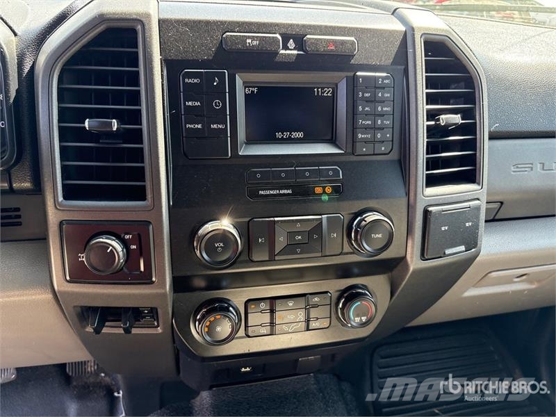 Ford F-250 XL 4x2 Extended Cab Pickup Ostalo