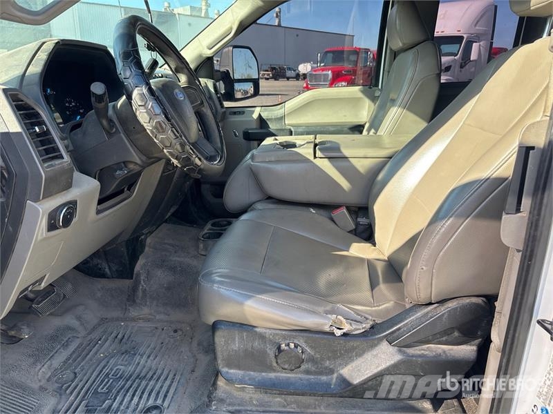Ford F-250 XL 4x2 Extended Cab Pickup Citi