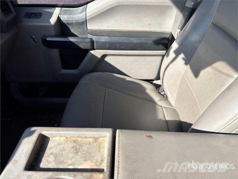 Ford F-250 XL 4x2 Extended Cab Pickup Citi