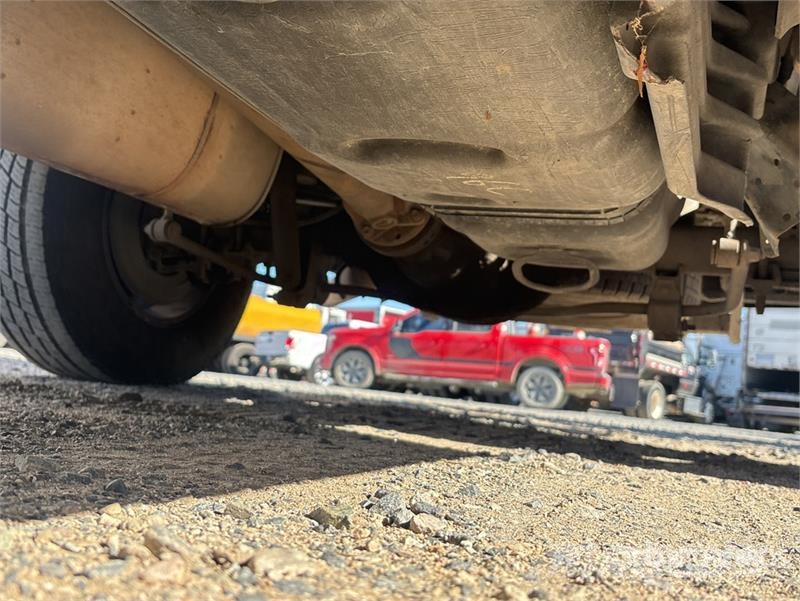 Ford F-250 XL 4x2 Extended Cab Pickup Ostalo