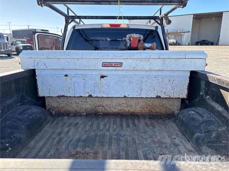 Ford F-250 XL 4x2 Extended Cab Pickup Citi