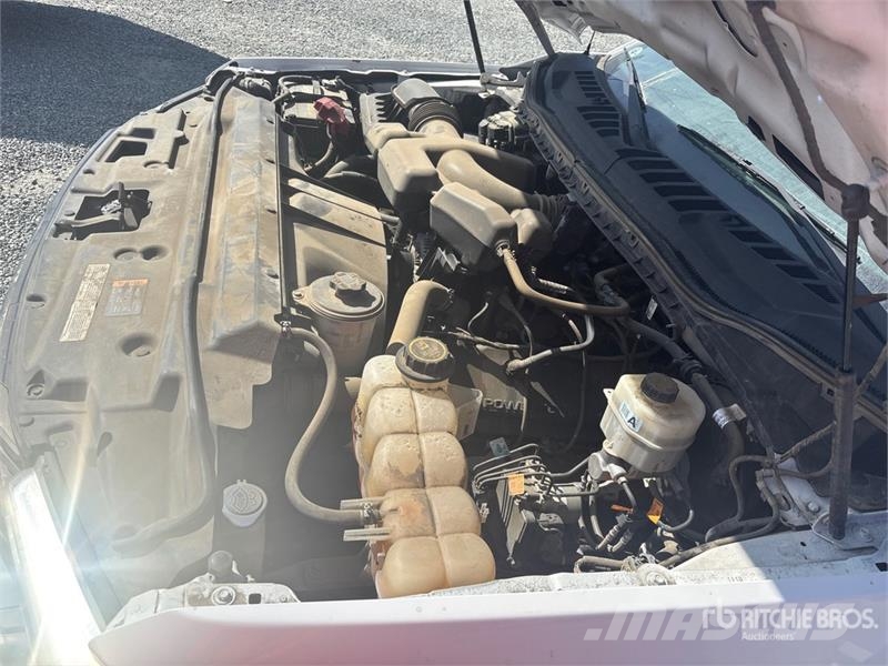 Ford F-250 XL 4x2 Extended Cab Pickup Други