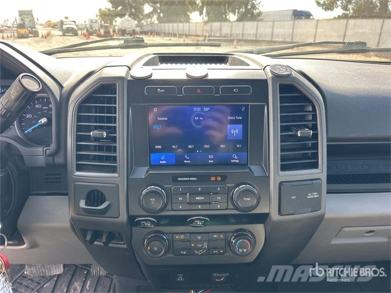 Ford F-250 XL 4x2 Extended Cab Pickup 其他