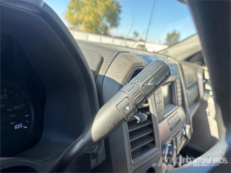 Ford F-250 XL 4x2 Extended Cab Pickup Anders