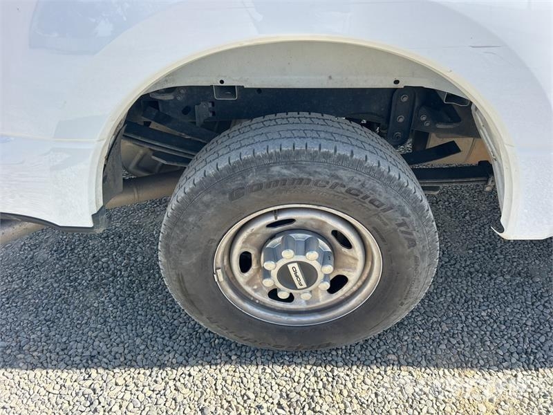 Ford F-250 XL 4x2 Extended Cab Pickup 其他