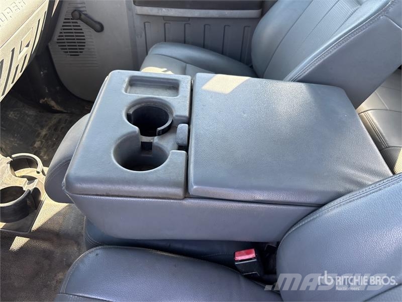 Ford F-250 XL 4x2 Extended Cab Pickup Otras furgonetas