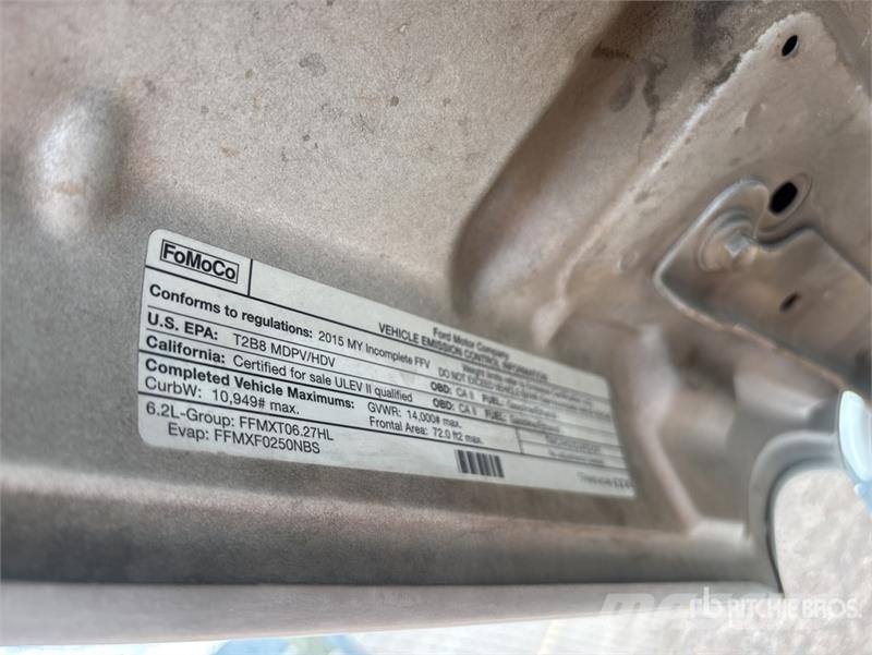 Ford F-250 XL 4x2 Extended Cab Utility Truck Пикапи