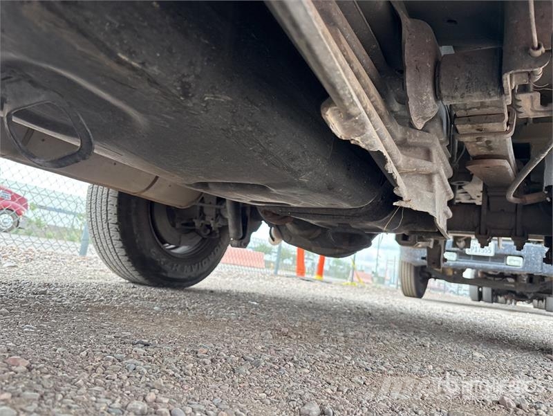 Ford F-250 XL 4x2 Extended Cab Utility Truck Пикапи
